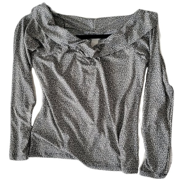 H&M Off Shoulders Top Cream and Dark Blue Size M NEW - Picture 1 of 5